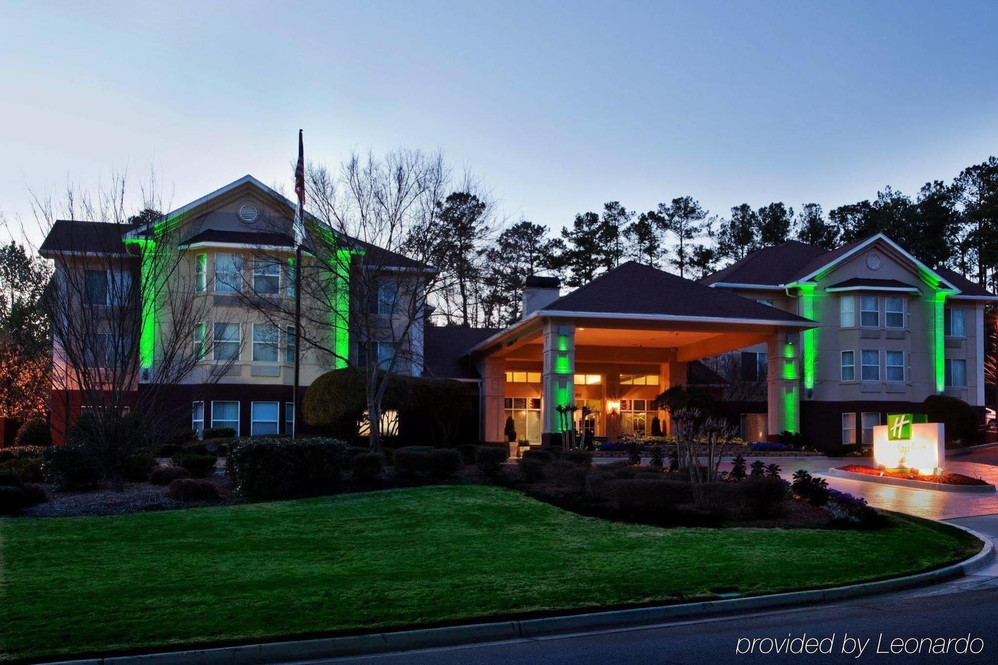 And Peachtree By Ihg Peachtree City