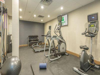 Hotel And Peachtree By Ihg Peachtree City